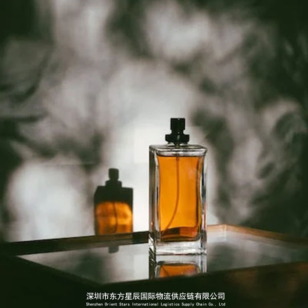 香水瓶子