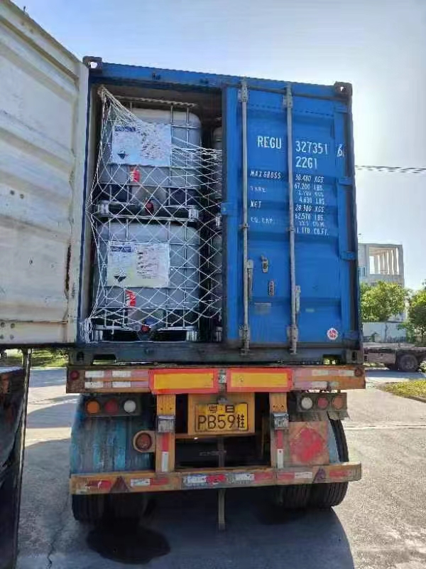 丙二醇甲醚拖车